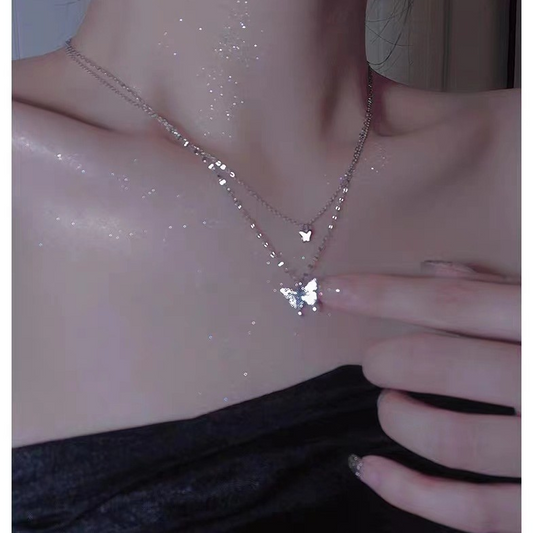 キラキラ蝶々二重ネックレス女インスタ風